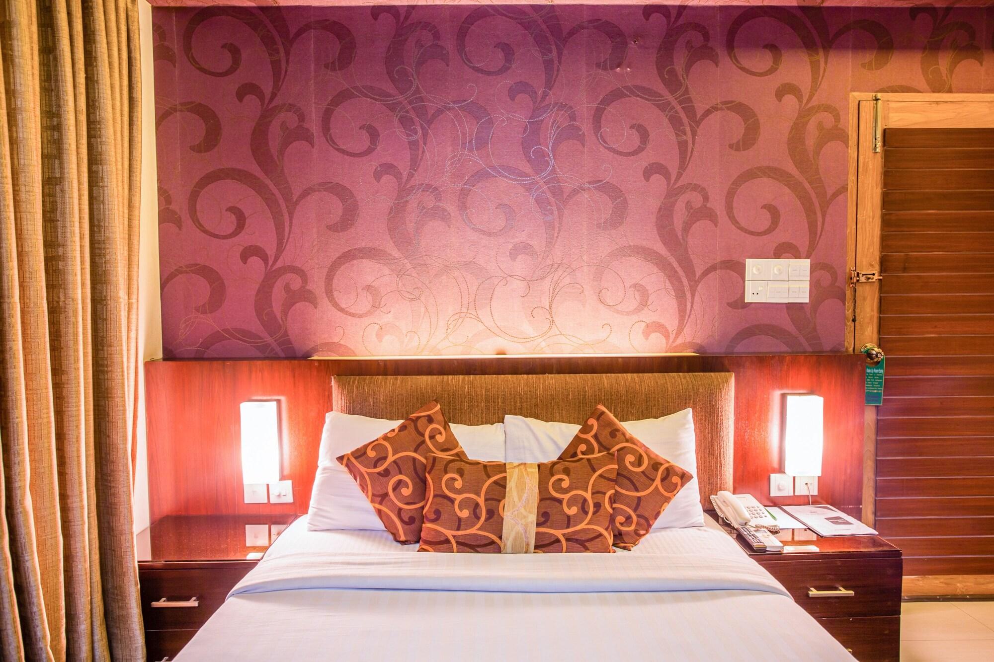 Hotel La Villa Western By Sea Pearl Beach Resort & Spa Dhaka Exterior photo