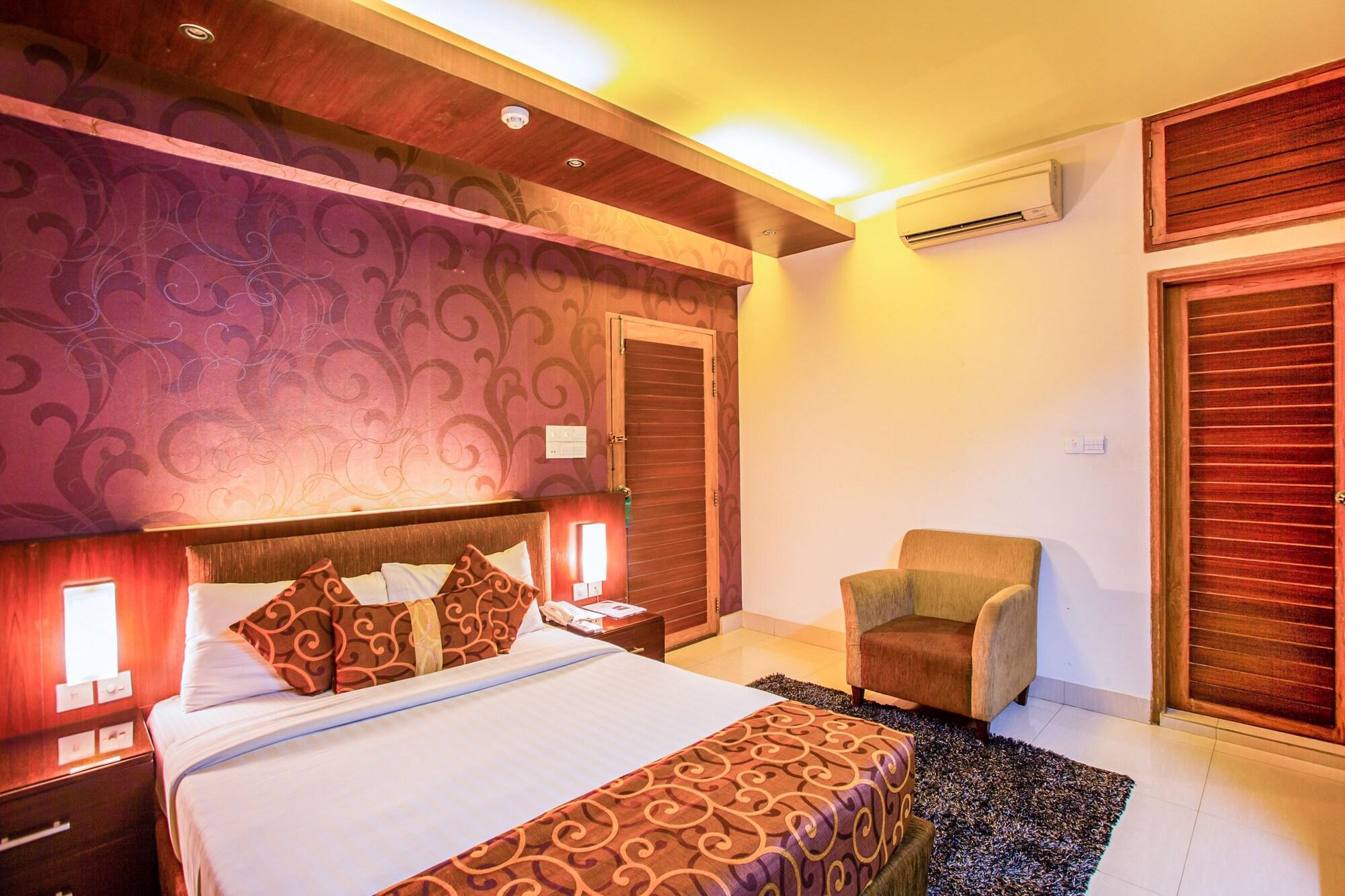 Hotel La Villa Western By Sea Pearl Beach Resort & Spa Dhaka Exterior photo