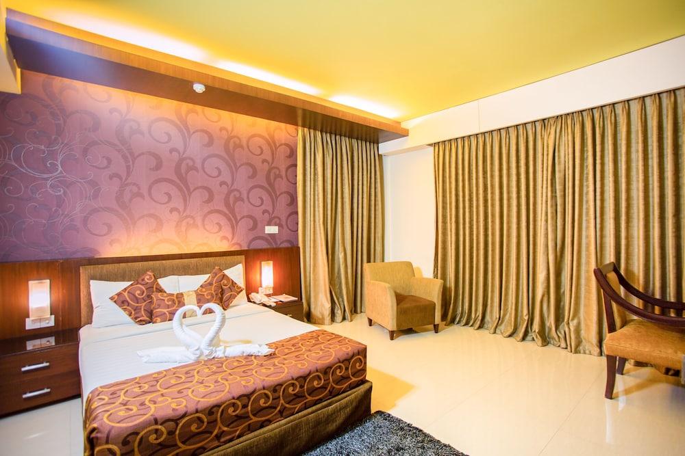 Hotel La Villa Western By Sea Pearl Beach Resort & Spa Dhaka Exterior photo