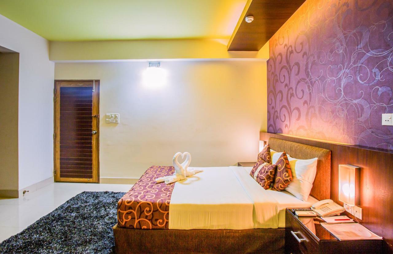 Hotel La Villa Western By Sea Pearl Beach Resort & Spa Dhaka Exterior photo